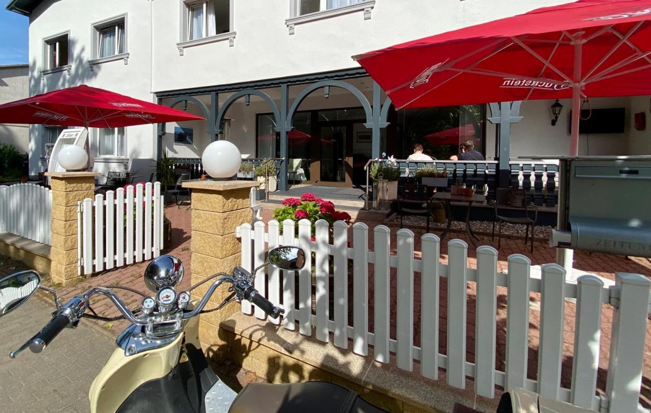 Hotel Altes Kurhaus Baabe Exterior photo